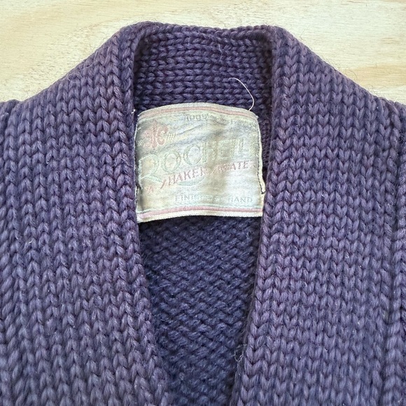 Vintage RochellI Men’s Sweater 100% Wool Hand Finished Navy Blue Unisex S-M - Picture 9 of 9